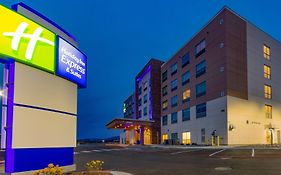 Holiday Inn Express & Suites - Harrisonburg University Area By Ihg